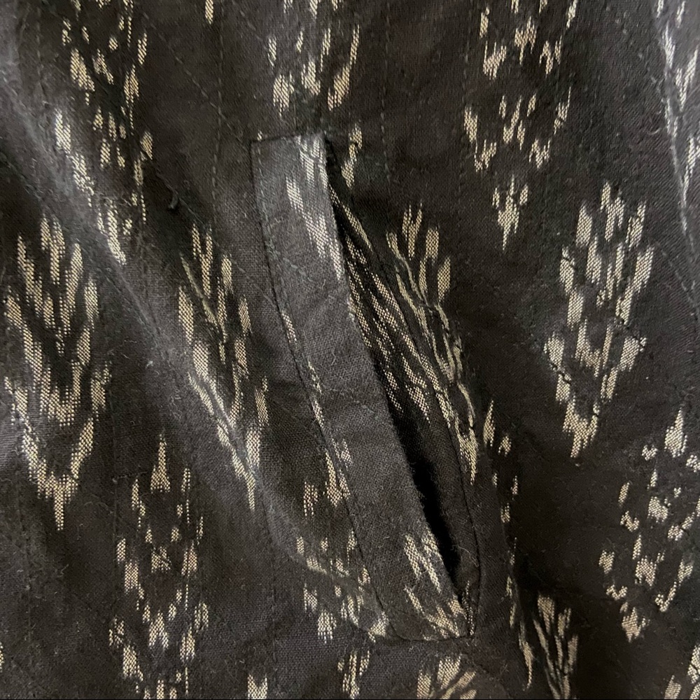 Khara Kapas Studio - Designer Jacket - Picture 5 of 7